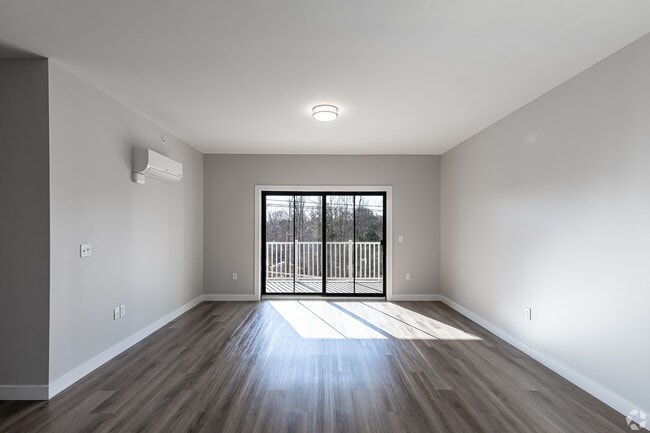 Photo - 401 Albany Turnpike Townhome