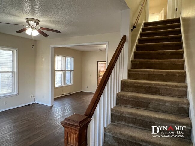 Foto del edificio - 813-815 S Summit Ave