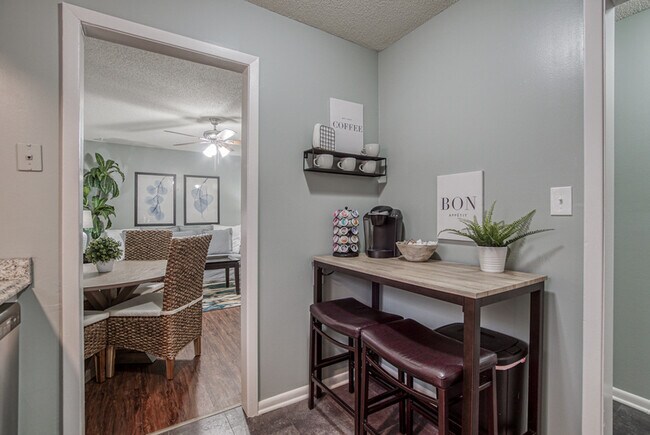 Foto del edificio - 5601 W 58th St