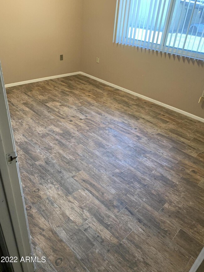 Foto del edificio - 3325 W Del Monico Ln