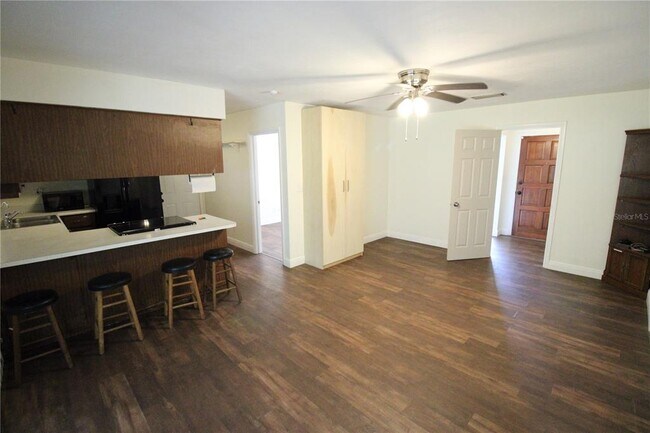 Foto del edificio - 4628 NW 40th Terrace