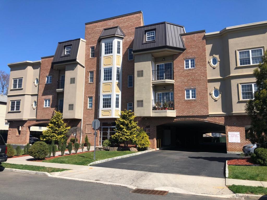 Foto principal - 524 Maple Ave