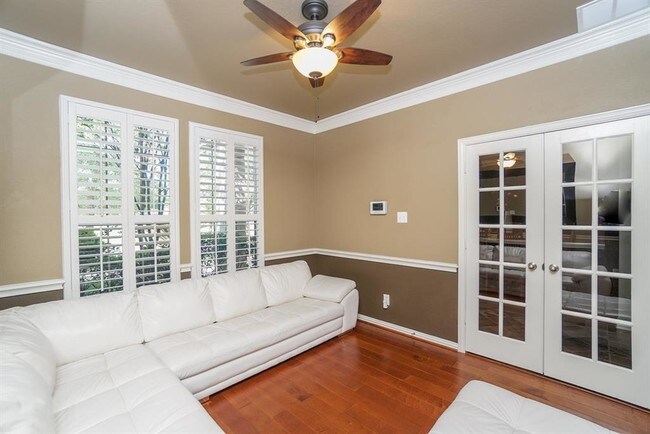 Building Photo - 8407 Red Rooster Ln