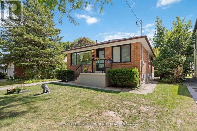 Building Photo - 71 Centre Ave