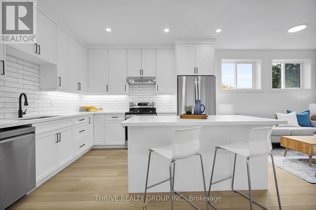 Building Photo - 74 Church St