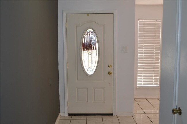 Foto del edificio - 12011 Holly Stone Dr