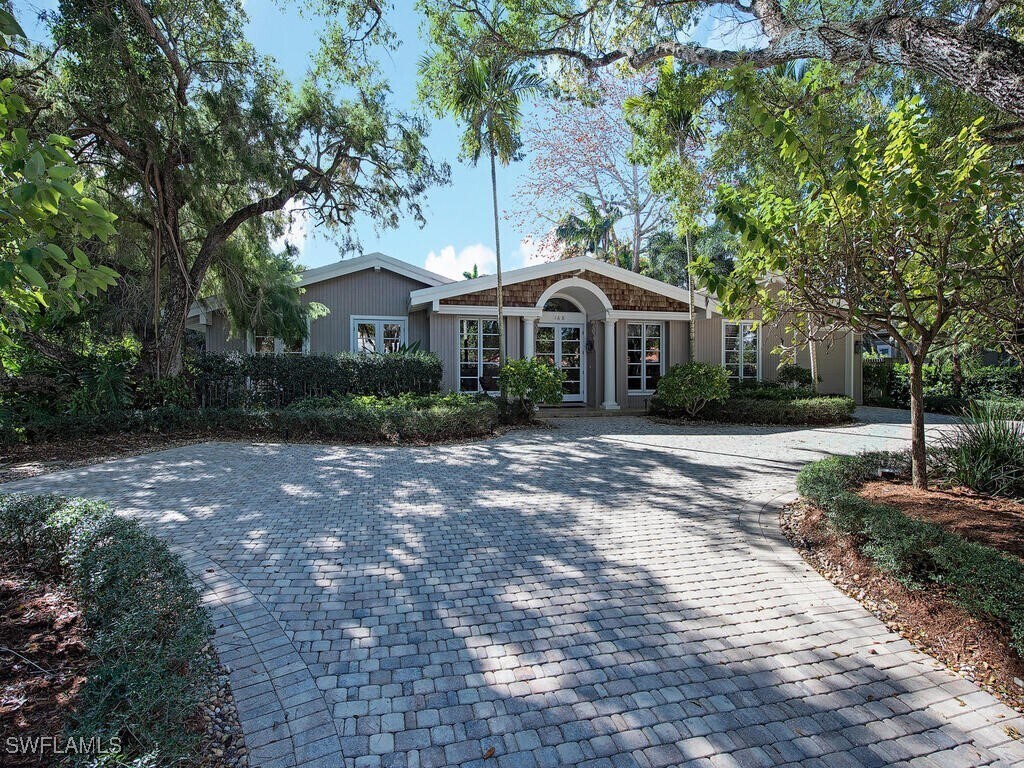 Foto principal - 168 2nd Ave N
