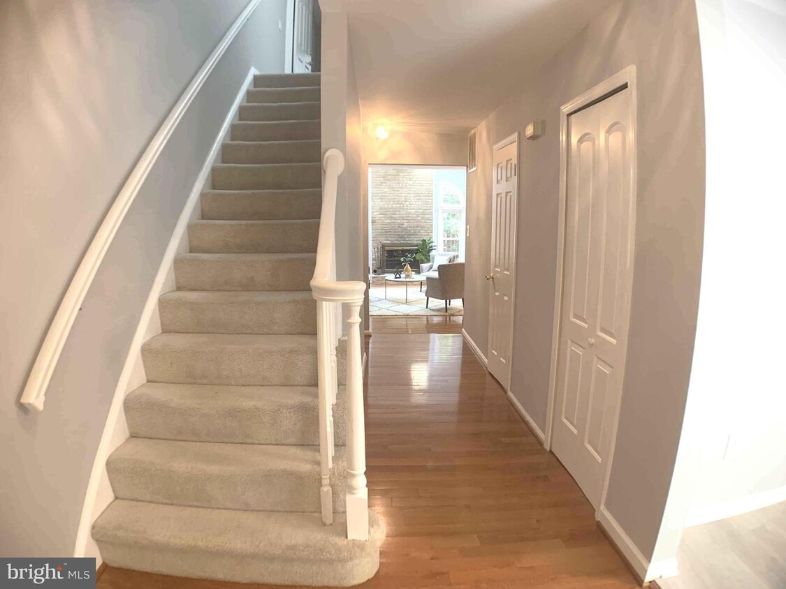 Primary Photo - 12252 Tildenwood Dr
