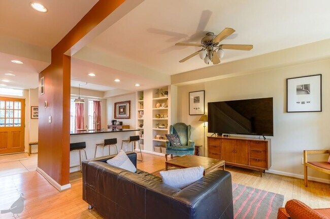 Foto del edificio - 1927 First St NE