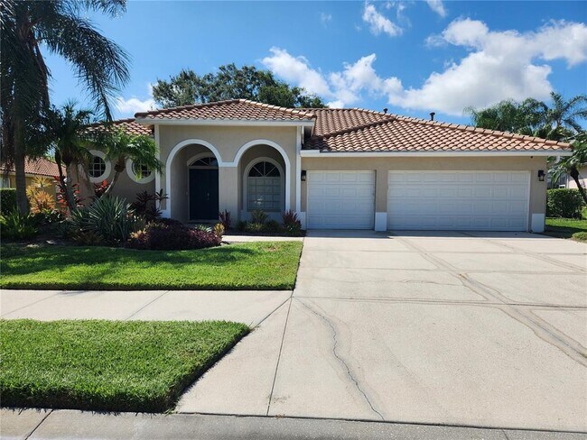 Foto del edificio - 5274 Far Oak Cir