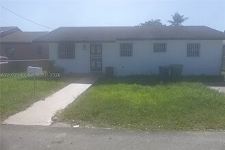 Building Photo - 8130 NW 14th Pl