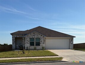 Building Photo - 1706 Jarma Dr