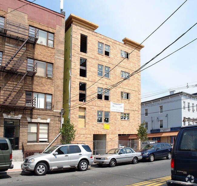 Foto del edificio - 4115 Park Ave