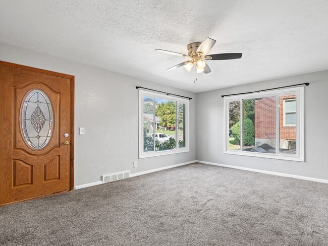 Foto del edificio - 1547 Cahoon St