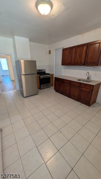 Foto del edificio - 117 E 15th St