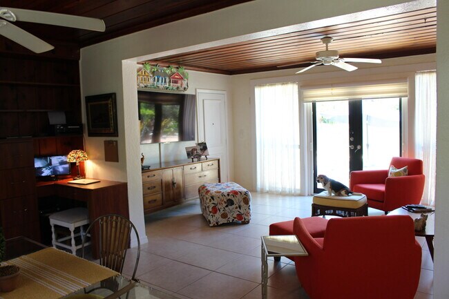 Building Photo - 225 Gulfstream Blvd