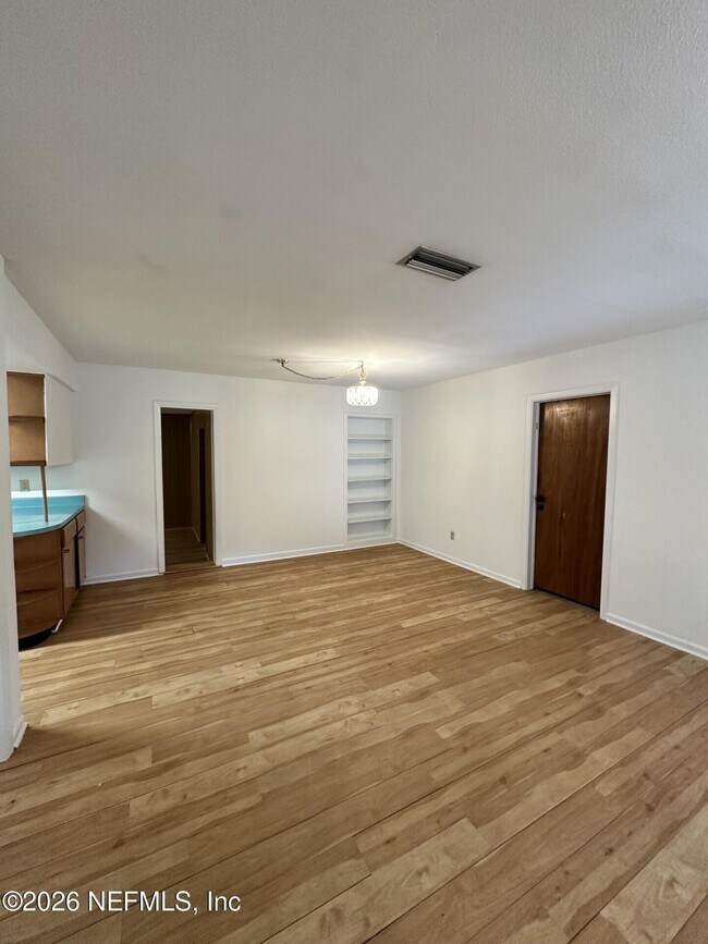 Foto del edificio - 1070 East Coast Dr