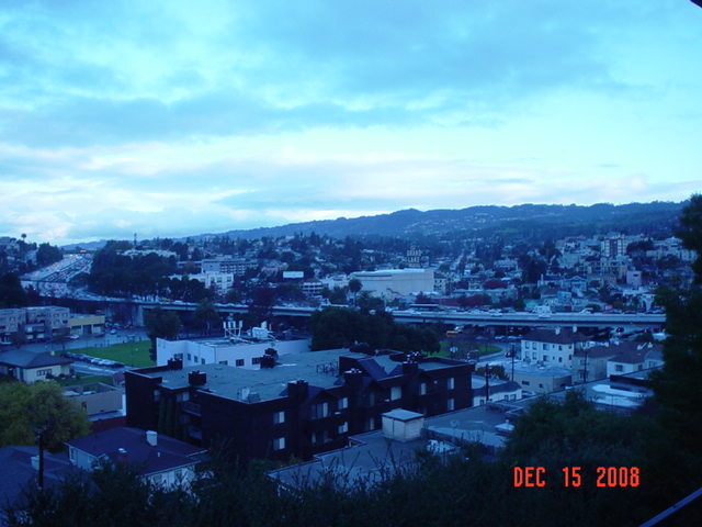 Foto del edificio - 515 Merritt Ave