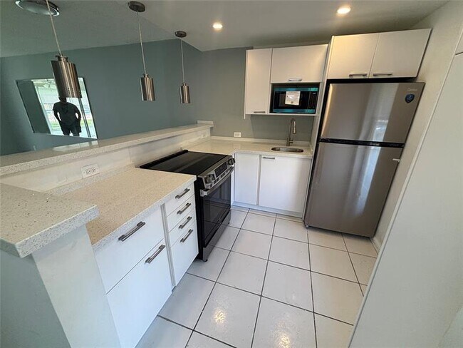 Foto del edificio - 6200 NW 62nd St