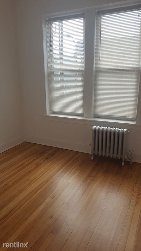 Building Photo - 5319 Roosevelt Ave