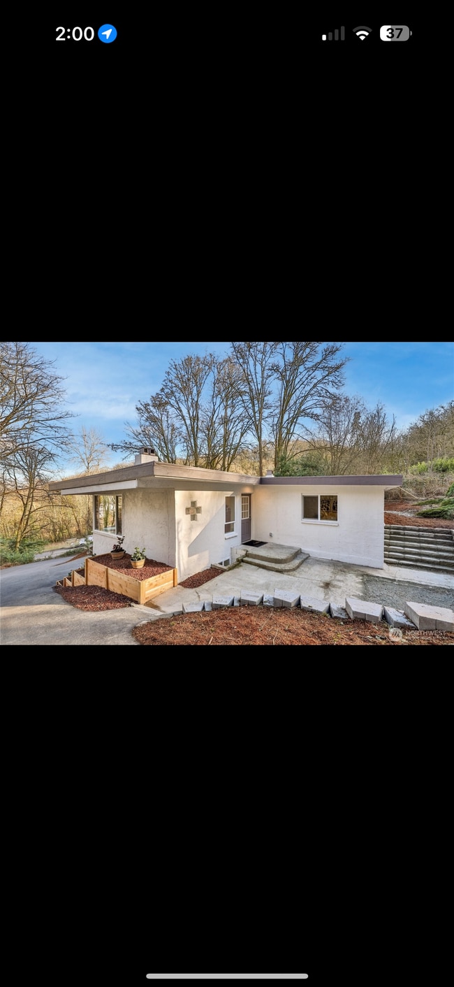 Foto del edificio - 7101 Highland Park Way SW
