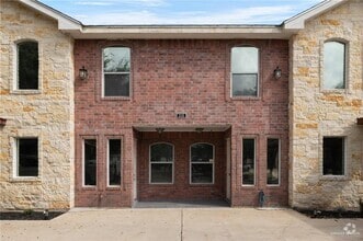Building Photo - 315 S 48th Ln