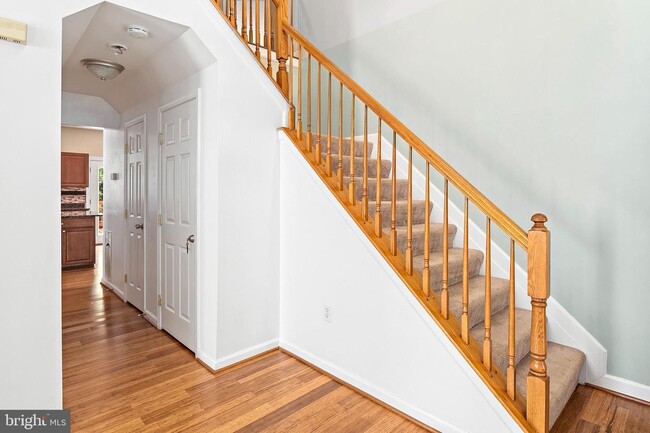 Building Photo - 6193 Karas Walk