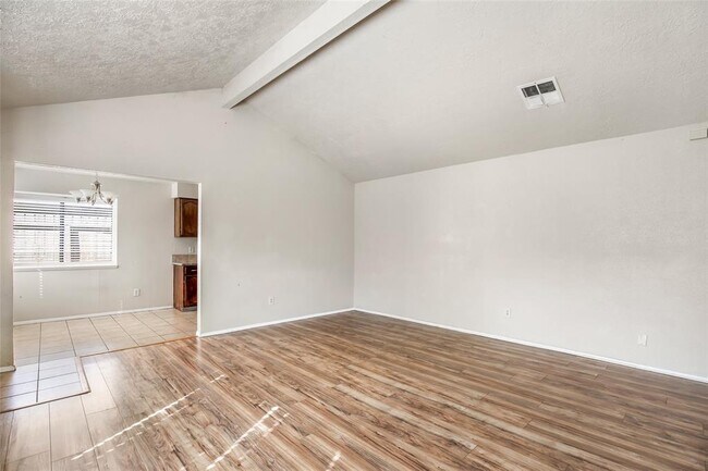 Building Photo - 17555 Compass Rose Cir