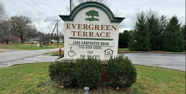 Building Photo - 1360 Carpenter Rd