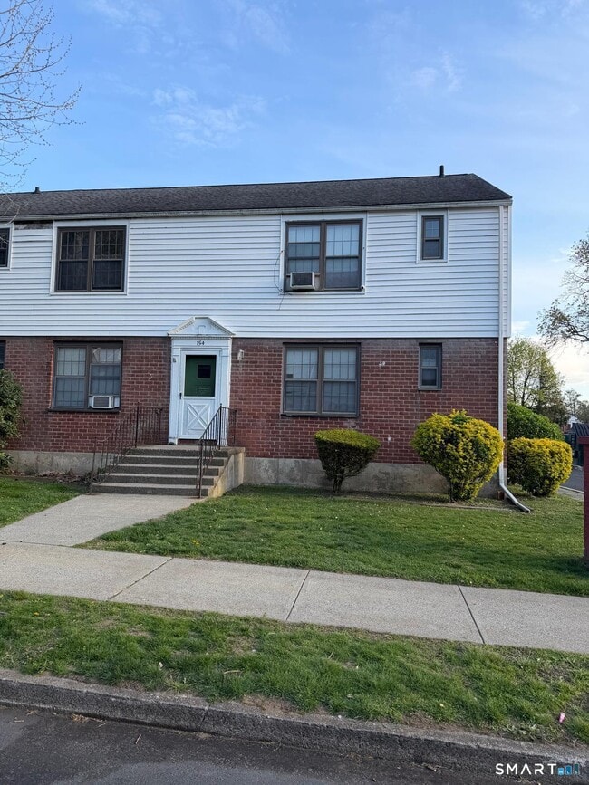 Building Photo - 154 Virginia Ave