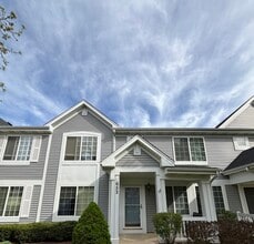 Building Photo - 652 Lincoln Station Dr