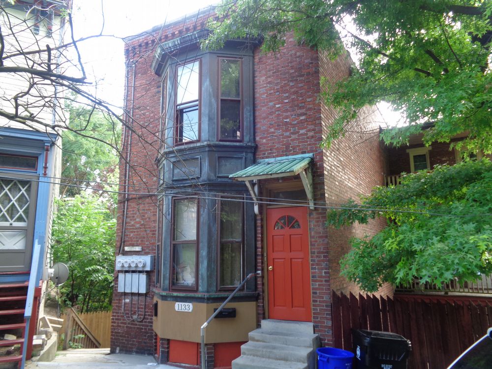 Primary Photo - 1133 Derry St