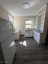 Building Photo - 732 Market St Building Photo - 732 Market St