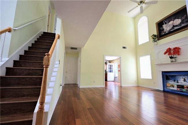 Building Photo - 3592 Kittery Dr SW
