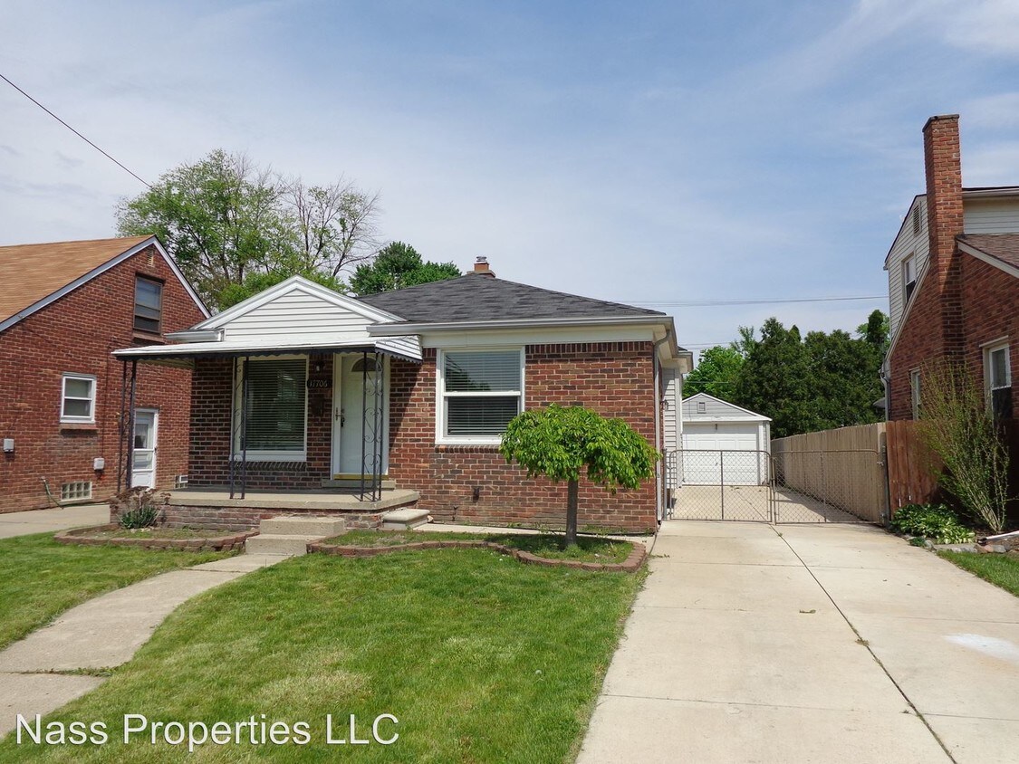 17706 Kinloch, Redford, MI 48240 House for Rent in Redford, MI