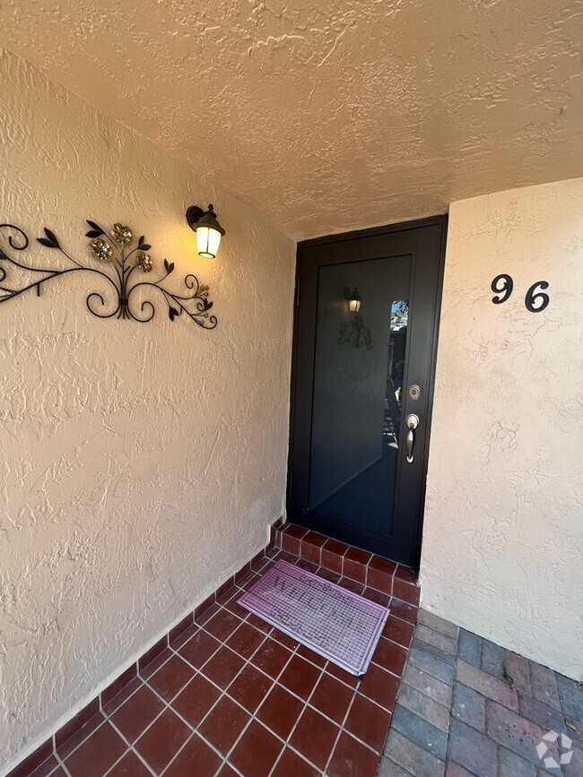 Building Photo - 3820 SW 79th Ave