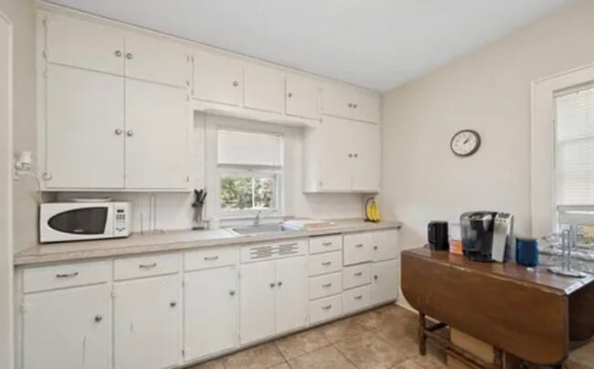 Foto del edificio - 303 3rd St NW
