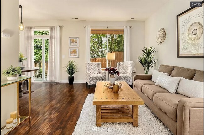 Foto del edificio - 26524 NE Anderson St