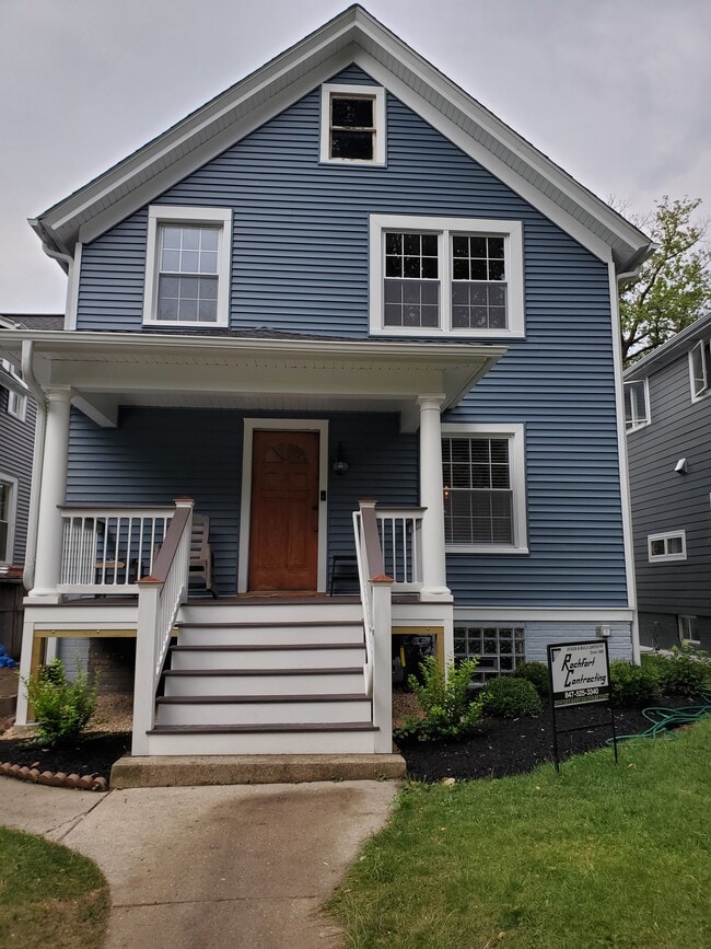 Building Photo - 1619 Florence Ave