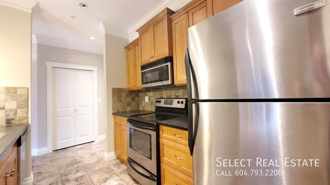 Building Photo - 45595 Tamihi Way