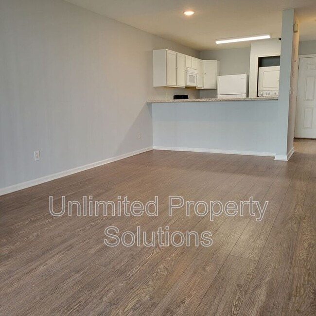 Building Photo - 209 Sunn Aire Ct