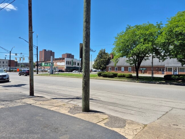 Building Photo - 212 20th St
