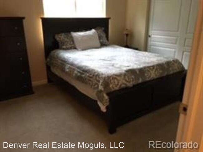 Foto del edificio - 3 br, 2 bath House - 10301 W. Girton Drive...