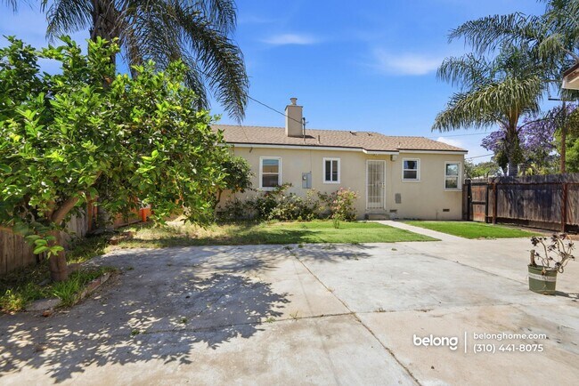 Foto del edificio - 7090 Lime Ave