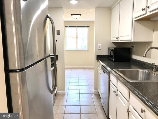 Building Photo - 12144 Purple Sage Ct