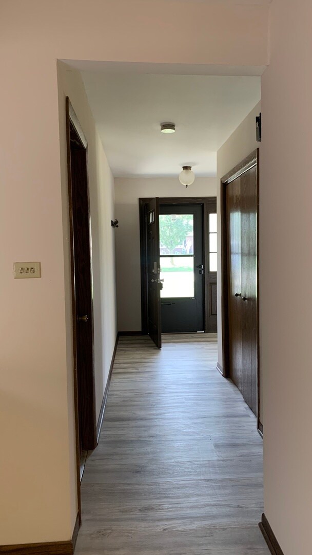 Foto del edificio - 15627 Badger Ln