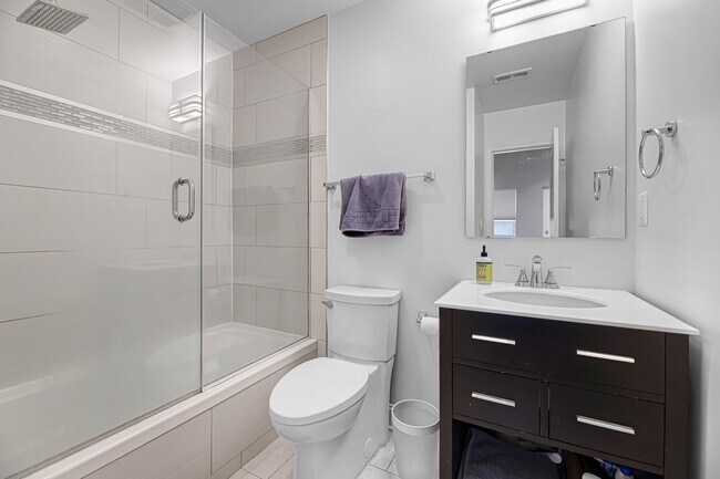 Foto del edificio - 3519 14th St NW