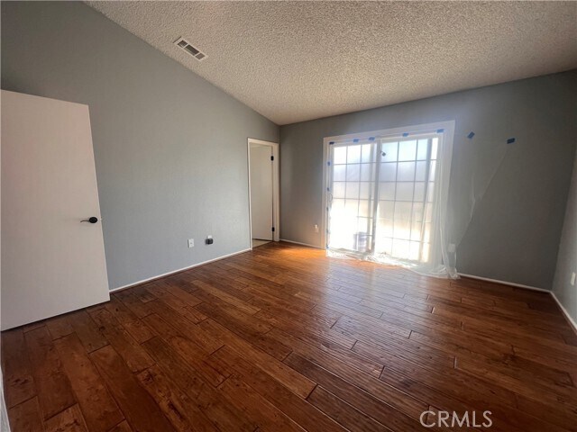 Building Photo - 12197 Clearview Dr