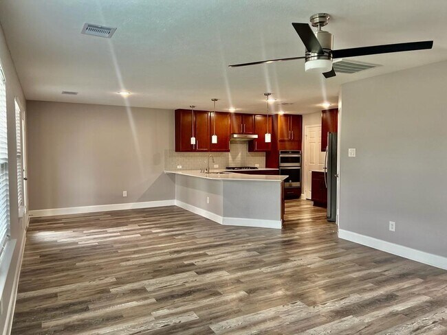 Foto del edificio - 25315 Queens Causeway Ln
