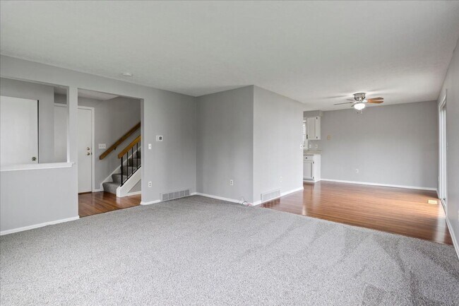 Foto del interior - Summit Knolls Apartments